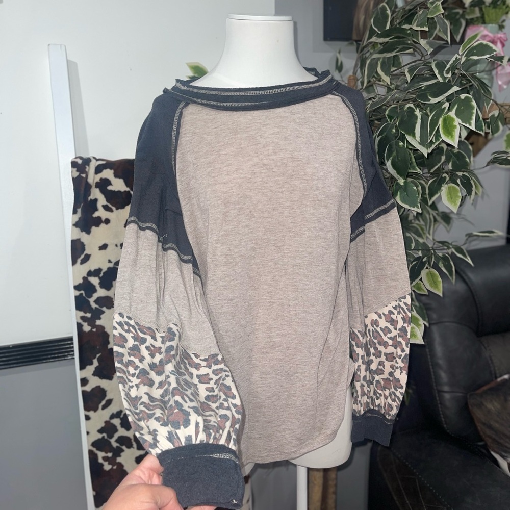 Easel Long Sleeve Top with Leopard Print